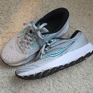 Saucony Women's Gray and Aqua Sneakers Size 9